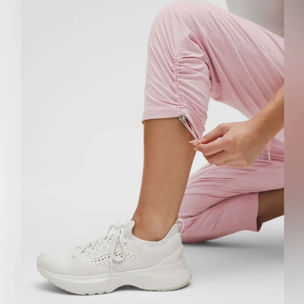lululemon athletica blush pink leggings with logo tag